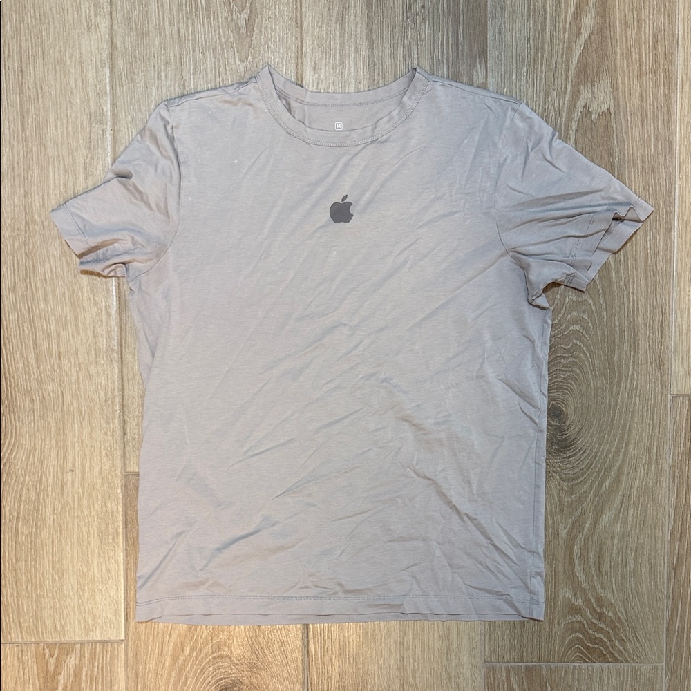Apple Employee Exclusive  Light Gray Short Sleeve Men's Tee